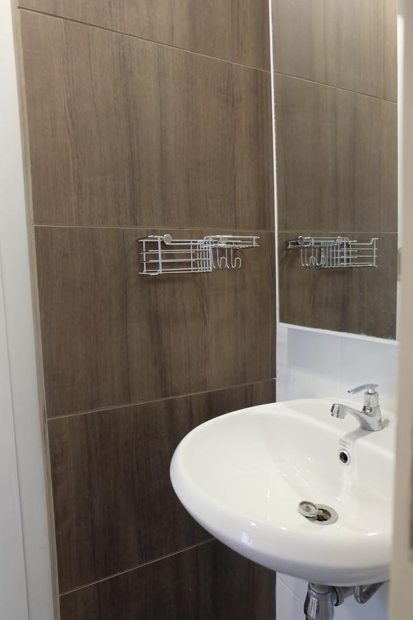 F Plus F Hostel Чиангмай Екстериор снимка