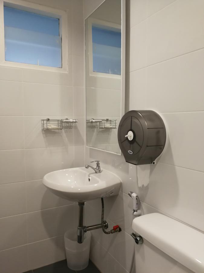 F Plus F Hostel Чиангмай Екстериор снимка